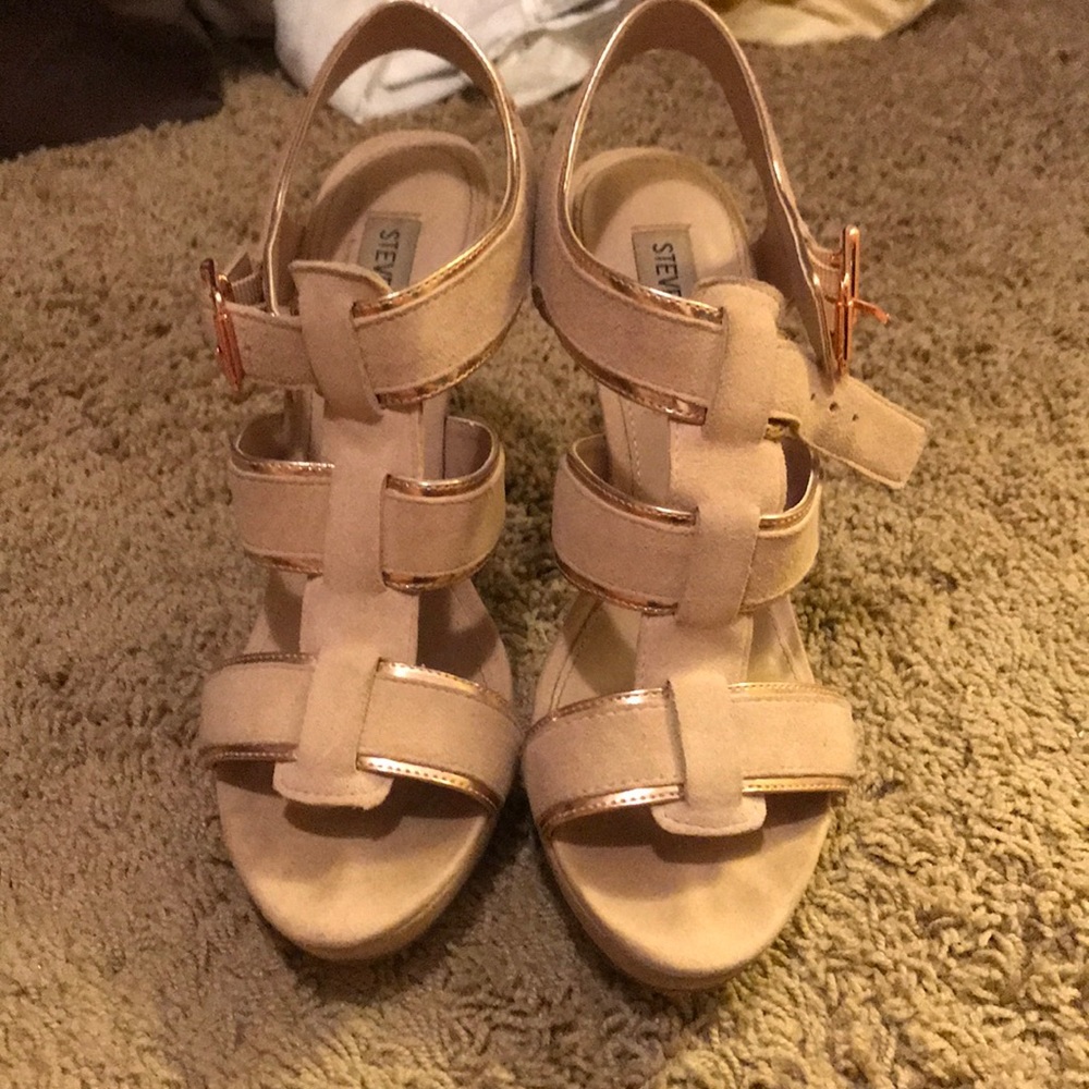 Worn 3 times